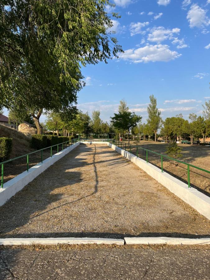 Casa Marite Vivienda De Uso Turistico Villa Campillo de Aranda Luaran gambar