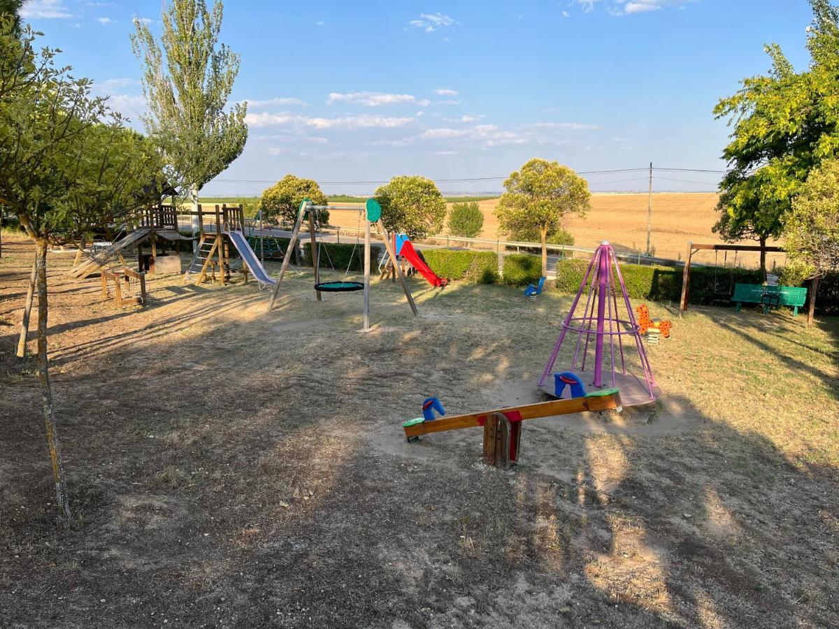 Casa Marite Vivienda De Uso Turistico Villa Campillo de Aranda Luaran gambar